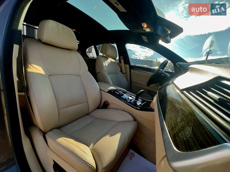 Седан BMW 5 Series 2013 в Львове