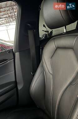 Седан BMW 5 Series 2018 в 