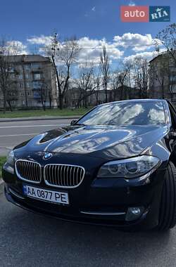 Седан BMW 5 Series 2012 в 