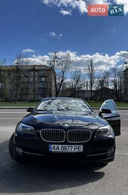 Седан BMW 5 Series 2012 в 