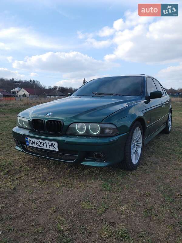 Седан BMW 5 Series 1998 в 