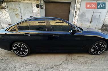 Седан BMW 5 Series 2021 в 