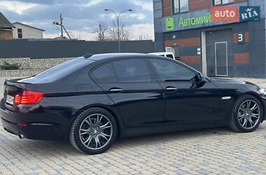Седан BMW 5 Series 2012 в 