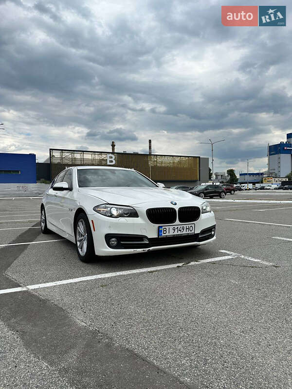 Седан BMW 5 Series 2016 в Києві