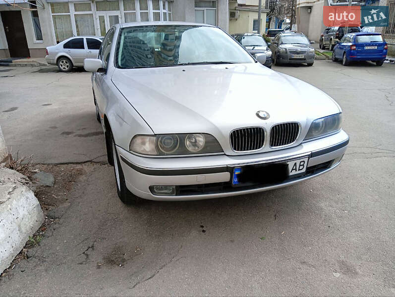 Седан BMW 5 Series 1999 в Хмельницькому