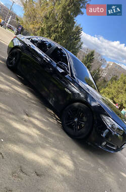 Седан BMW 5 Series 2014 в 