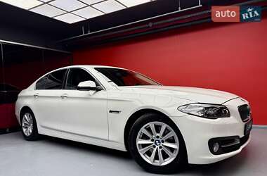 Седан BMW 5 Series 2016 в 