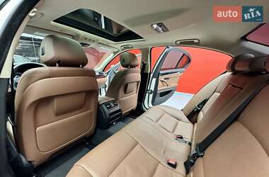 Седан BMW 5 Series 2016 в 