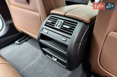 Седан BMW 5 Series 2016 в 