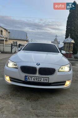 Седан BMW 5 Series 2012 в Снятине
