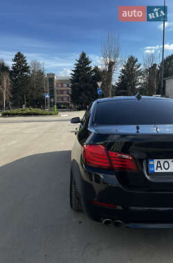 Седан BMW 5 Series 2012 в 