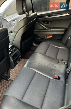 Седан BMW 5 Series 2012 в 