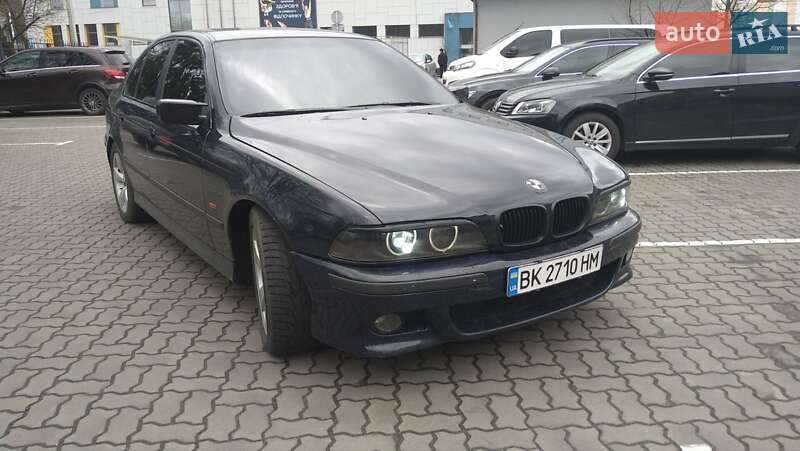 Седан BMW 5 Series 2001 в Луцке