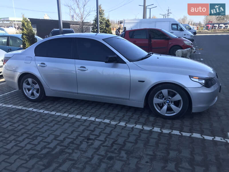 Седан BMW 5 Series 2006 в Виннице
