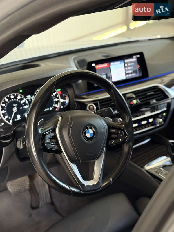 Седан BMW 5 Series 2019 в Одессе
