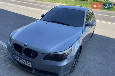 Седан BMW 5 Series 2005 в 