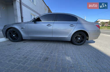 Седан BMW 5 Series 2005 в 