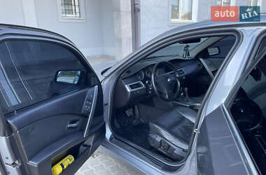 Седан BMW 5 Series 2005 в 