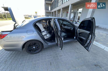 Седан BMW 5 Series 2005 в 