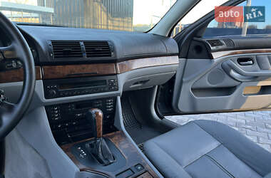 Универсал BMW 5 Series 2001 в 