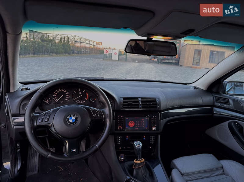 Седан BMW 5 Series 2001 в Ровно