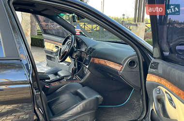 Седан BMW 5 Series 2001 в 