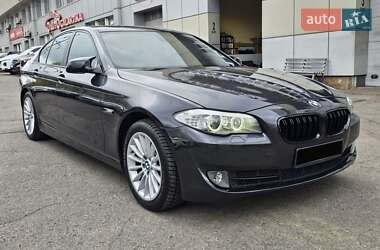 Седан BMW 5 Series 2012 в 