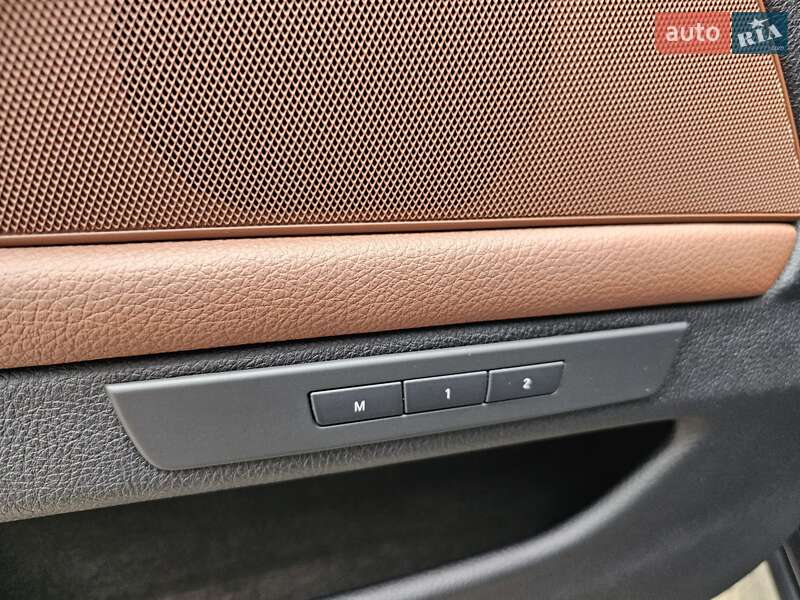 Седан BMW 5 Series 2012 в Одессе