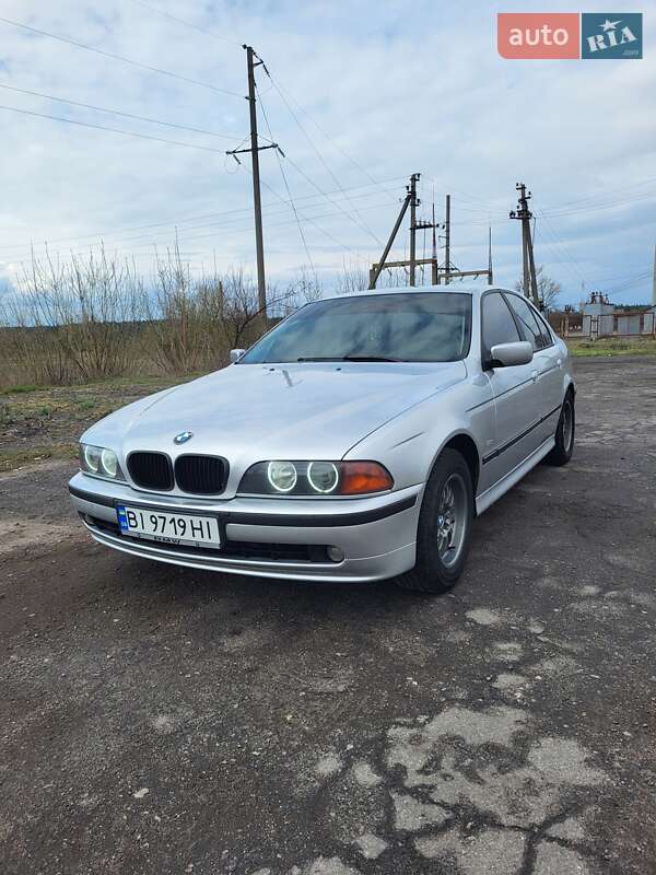 Седан BMW 5 Series 1999 в 