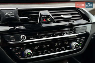 Седан BMW 5 Series 2018 в 
