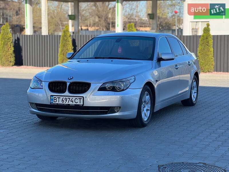 Седан BMW 5 Series 2005 в 