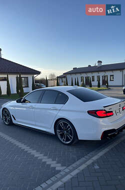Седан BMW 5 Series 2017 в 