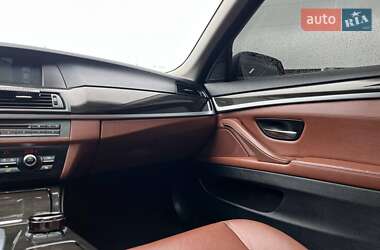 Седан BMW 5 Series 2013 в 