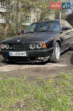 Седан BMW 5 Series 1989 в 