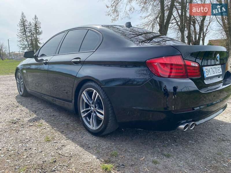 Седан BMW 5 Series 2010 в Сумах