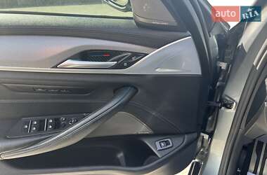 Седан BMW 5 Series 2017 в 