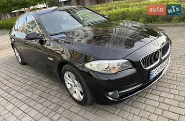 Седан BMW 5 Series 2013 в 