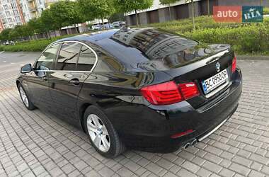 Седан BMW 5 Series 2013 в 