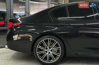 Седан BMW 5 Series 2017 в 