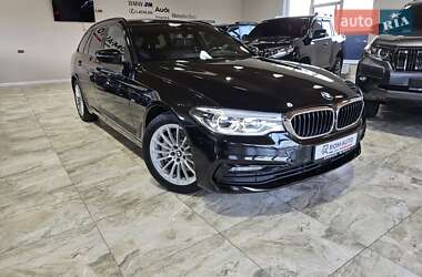 Универсал BMW 5 Series 2017 в 