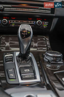 Седан BMW 5 Series 2015 в 