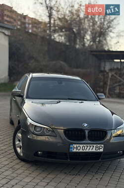 Седан BMW 5 Series 2004 в 