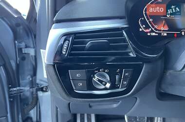 Седан BMW 5 Series 2019 в 