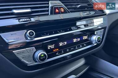 Седан BMW 5 Series 2019 в 