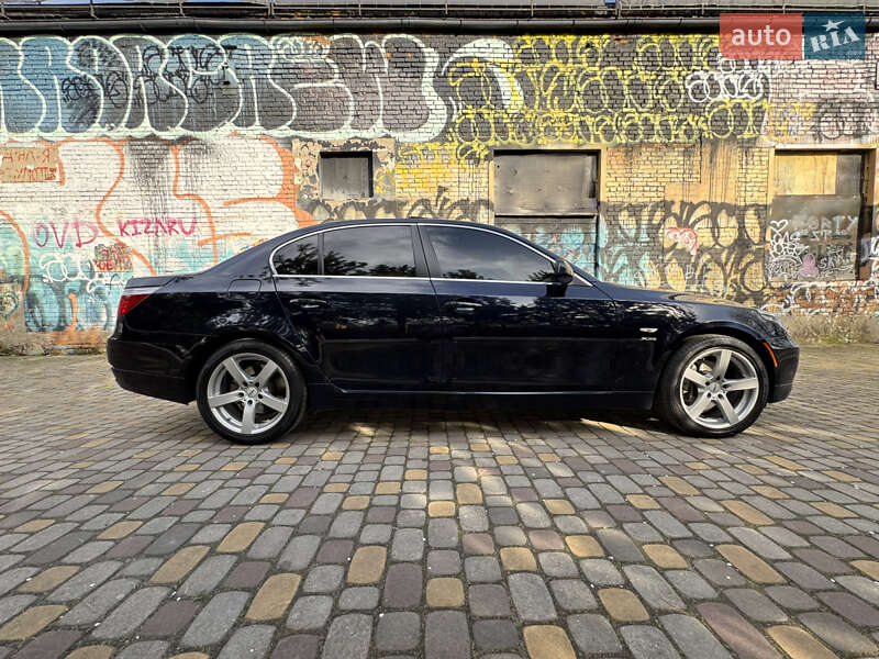 Седан BMW 5 Series 2008 в Луцьку