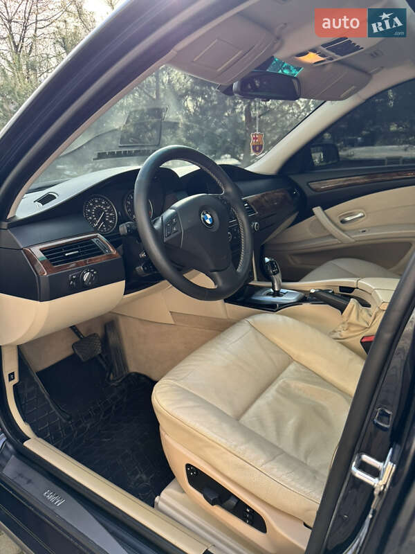 Седан BMW 5 Series 2008 в Луцьку