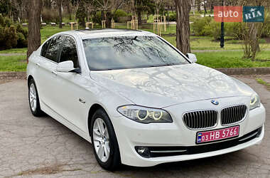 Седан BMW 5 Series 2012 в 
