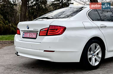Седан BMW 5 Series 2012 в 