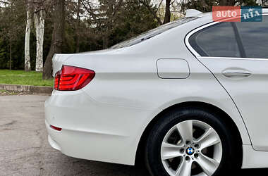 Седан BMW 5 Series 2012 в 