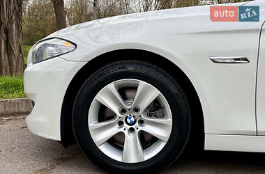 Седан BMW 5 Series 2012 в 